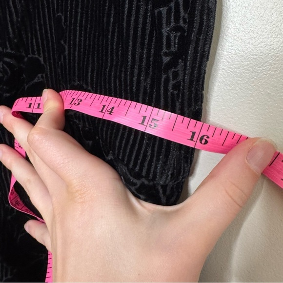 Anthropologie Moulinette soeurs Black Velvet belted Jumpsuit NWT 6 - Picture 10 of 11